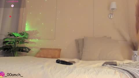 welcome to my world  online show from 11/02/25, 11:51