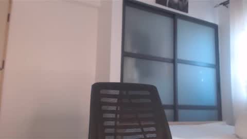 Snapshot of fayzah24 chatting on 12/18/24, 02:28 PRETTY online show from 12/18/24, 02:28