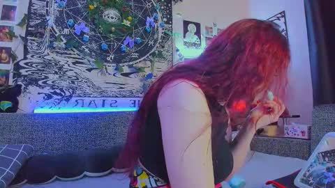 Diva online show from 12/22/25, 01:35