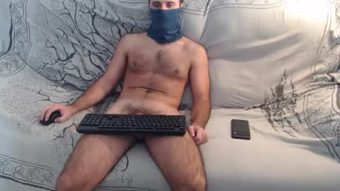 Snapshot of fede0847 chatting on 10/18/25, 01:12 Fede0847 online show from 10/18/25, 01:12
