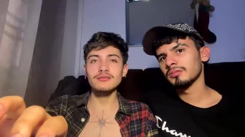 Snapshot of fede69x chatting on 01/06/25, 05:30 federik online show from 01/06/25, 05:30