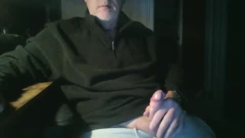 Snapshot of feet_fan69 chatting on 12/05/24, 04:34 John Buck online show from 12/05/24, 04:34