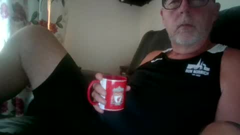 Snapshot of feet_fan69 chatting on 07/12/26, 11:01 John Buck online show from 07/12/26, 11:01