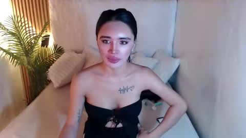 Snapshot of feisty_woman chatting on 04/23/26, 07:09 Prianka online show from 04/23/26, 07:09