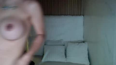 Snapshot of feisty_woman chatting on 05/10/26, 10:31 Prianka online show from 05/10/26, 10:31