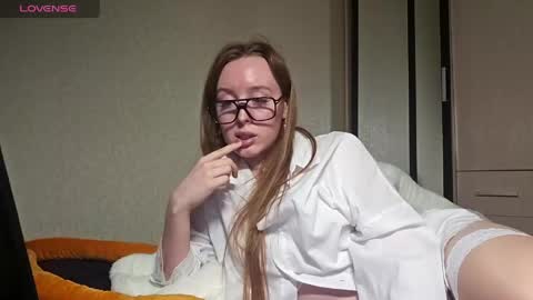 Snapshot of felicia_miller_ chatting on 05/18/26, 06:14 Felicia online show from 05/18/26, 06:14