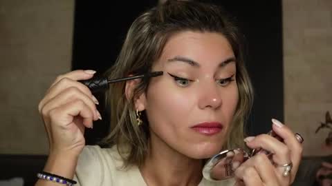 FeliciaKrige online show from 05/29/26, 06:28