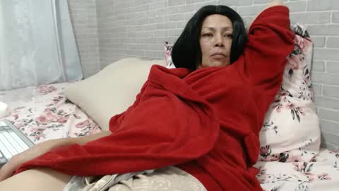 Snapshot of felina_hot chatting on 03/12/26, 05:24 Felina Hot online show from 03/12/26, 05:24