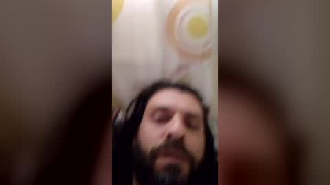 Snapshot of felipebh385495 chatting on 06/14/26, 10:28 felipebh385495 online show from 06/14/26, 10:28