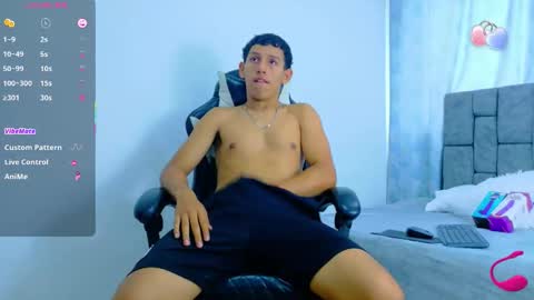 Snapshot of felipehot_gonzales chatting on 10/23/25, 02:05 felipehot_gonzales online show from 10/23/25, 02:05