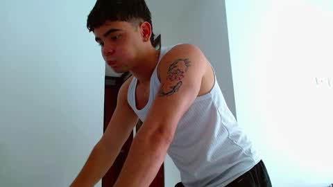 felipexvip online show from 03/06/25, 06:37