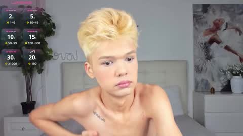 Felix online show from 11/23/25, 04:40