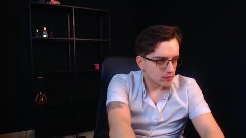 Snapshot of felixstark chatting on 04/26/26, 05:27 FelixStark online show from 04/26/26, 05:27