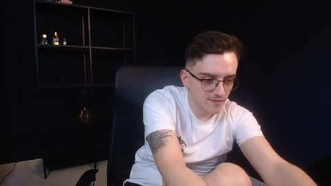 Snapshot of felixstark chatting on 05/16/26, 10:36 FelixStark online show from 05/16/26, 10:36