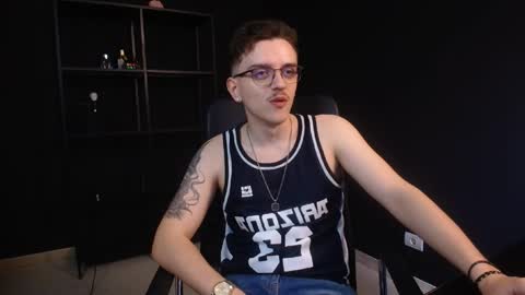 Snapshot of felixstark chatting on 06/04/26, 05:35 FelixStark online show from 06/04/26, 05:35