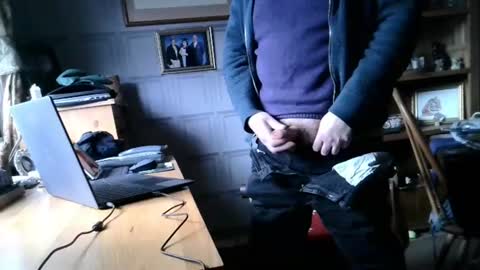 Snapshot of fellainsp8 chatting on 01/27/25, 02:02 Adam online show from 01/27/25, 02:02