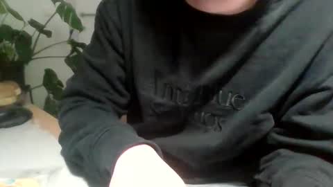 Snapshot of fem_alice_louis_dom chatting on 01/05/26, 05:27 fem_alice_louis_dom online show from 01/05/26, 05:27