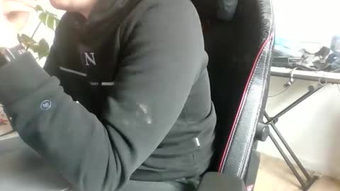 Snapshot of fem_alice_louis_dom chatting on 02/02/26, 01:21 fem_alice_louis_dom online show from 02/02/26, 01:21