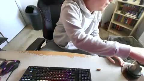 Snapshot of fem_alice_louis_dom chatting on 03/01/26, 08:05 fem_alice_louis_dom online show from 03/01/26, 08:05