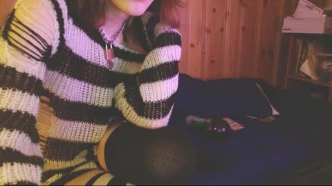 Snapshot of femboyflowers chatting on 02/18/25, 05:09 femboyflowers online show from 02/18/25, 05:09