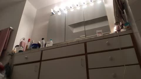 Snapshot of femdomisgood chatting on 11/11/25, 02:33 Femdomisgood online show from 11/11/25, 02:33