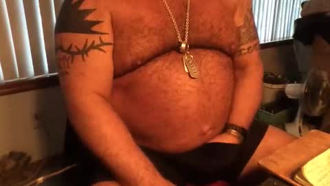 Snapshot of femdomisgood chatting on 12/21/25, 10:39 Femdomisgood online show from 12/21/25, 10:39