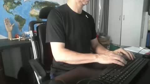 femdomsubby online show from 12/12/24, 09:48