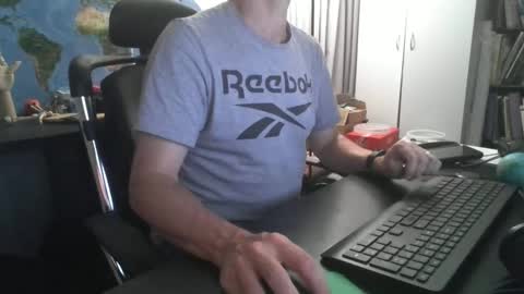 femdomsubby online show from 12/15/24, 10:39