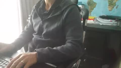 Snapshot of femdomsubby chatting on 04/21/26, 11:29 femdomsubby online show from 04/21/26, 11:29