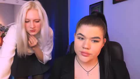 Snapshot of femida_love chatting on 03/11/25, 04:40 Femida online show from 03/11/25, 04:40