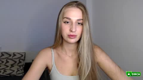 Femke online show from 05/25/26, 07:09