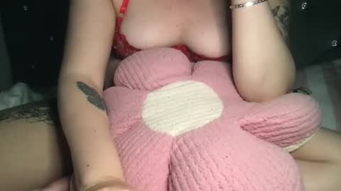 Snapshot of femmefatalebabe chatting on 11/08/25, 07:52 online show from 11/08/25, 07:52