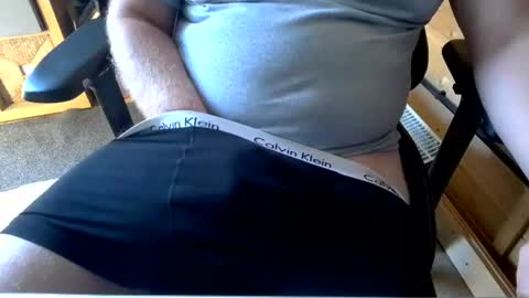 Snapshot of fenderjaguar667 chatting on 06/25/26, 04:44 fenderjaguar667 online show from 06/25/26, 04:44