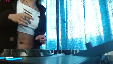 Snapshot of fenixmfx chatting on 01/09/25, 07:08 Fenix online show from 01/09/25, 07:08