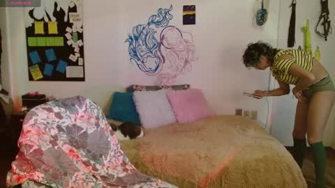 Snapshot of fenixmfx chatting on 01/14/25, 05:12 Fenix online show from 01/14/25, 05:12