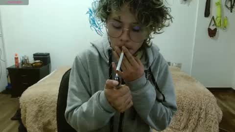 Snapshot of fenixmfx chatting on 02/18/25, 10:14 Fenix online show from 02/18/25, 10:14