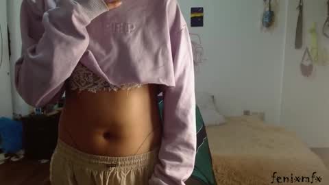 Snapshot of fenixmfx chatting on 02/25/25, 11:11 Fenix online show from 02/25/25, 11:11