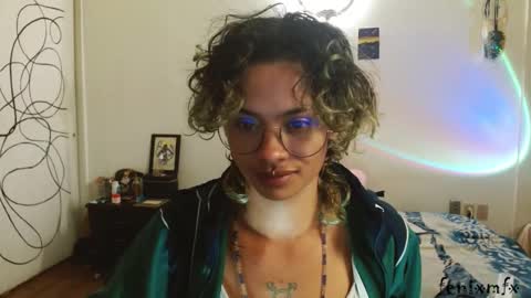 Snapshot of fenixmfx chatting on 03/11/25, 10:09 Fenix online show from 03/11/25, 10:09