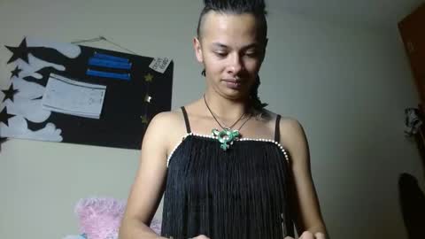 Snapshot of fenixmfx chatting on 11/12/25, 11:58 Fenix online show from 11/12/25, 11:58