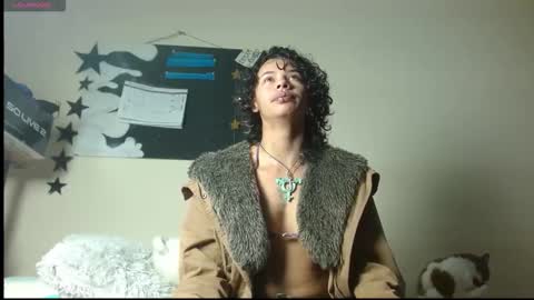 Snapshot of fenixmfx chatting on 11/15/25, 11:43 Fenix online show from 11/15/25, 11:43