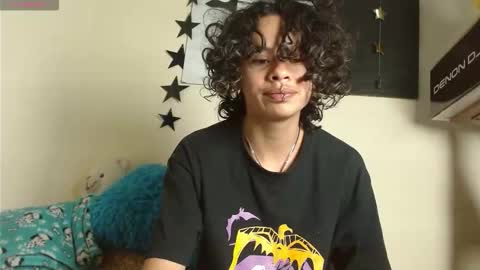 Snapshot of fenixmfx chatting on 11/28/25, 07:16 Fenix online show from 11/28/25, 07:16