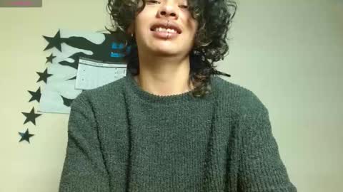 Snapshot of fenixmfx chatting on 12/13/25, 08:25 Fenix online show from 12/13/25, 08:25