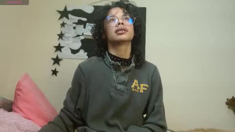 Snapshot of fenixmfx chatting on 02/12/26, 01:11 Fenix online show from 02/12/26, 01:11