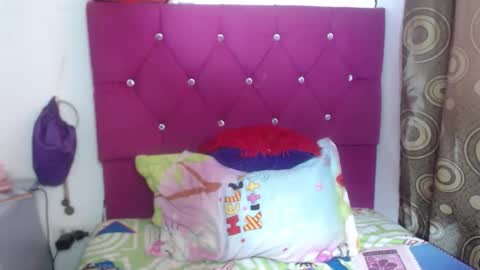 Snapshot of fenixxx1604 chatting on 01/08/26, 08:55 Fenixxx online show from 01/08/26, 08:55