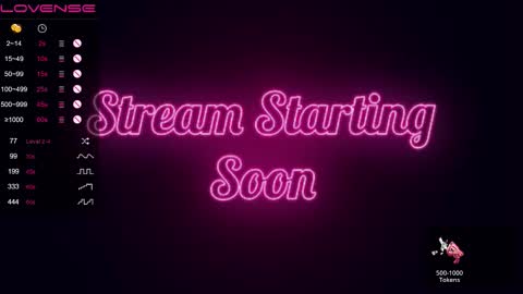 Snapshot of ferallberrys chatting on 09/29/25, 01:05 Milana online show from 09/29/25, 01:05