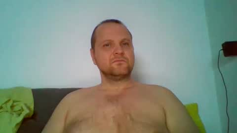 Snapshot of ferkooo111 chatting on 02/18/25, 03:42 Dorotheo online show from 02/18/25, 03:42