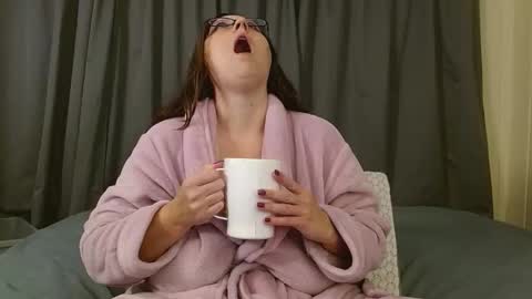  Call me Fern  online show from 12/03/25, 02:52