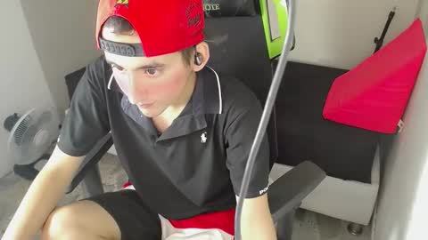 FERNANDO online show from 11/28/25, 02:03