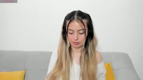 fernanda  online show from 05/15/26, 02:24