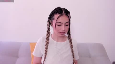 fernanda  online show from 06/12/26, 03:11
